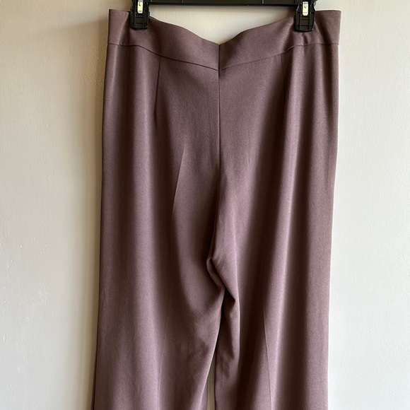 Elegant Brown Women's Pants - Picture 10 of 10